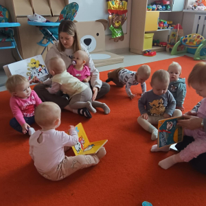 czytanie książeczek