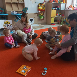 czytanie książeczek