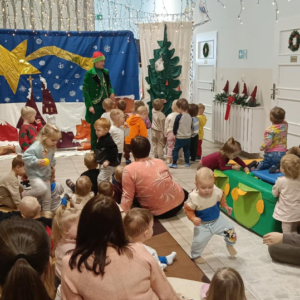 Teatrzyk „Grinch i zaginiona gwiazdka” 