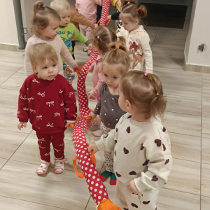 Nauka chodzenia z wężem