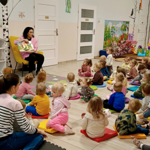 Maluszek w Krainie Książek - Projekt Czytelniczy w naszym żłobku